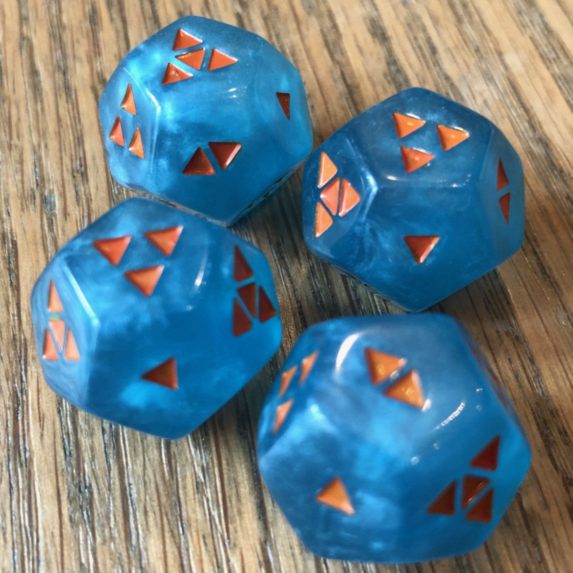 ダイダロス　4枚セット Amazon.com: 50pcs Assorted D10 Pack, 5X10pcs 10 Sides Dice